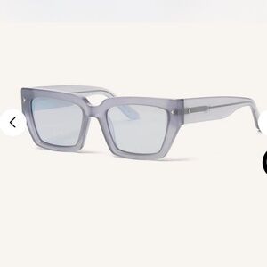 Dezi Switch Sunglasses